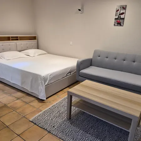 Apartamento Joli Independant *